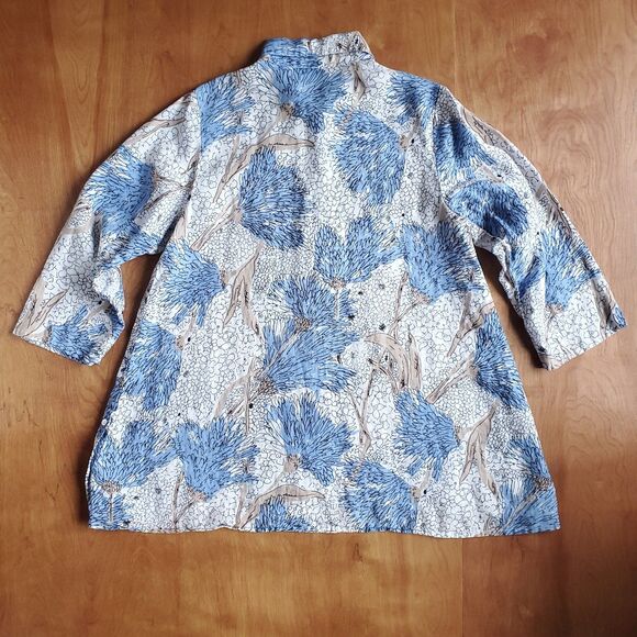 Habitat 100% Linen Top Sz M White Blue Floral Button Up Lagenlook Coastal Beachy - Picture 7 of 10